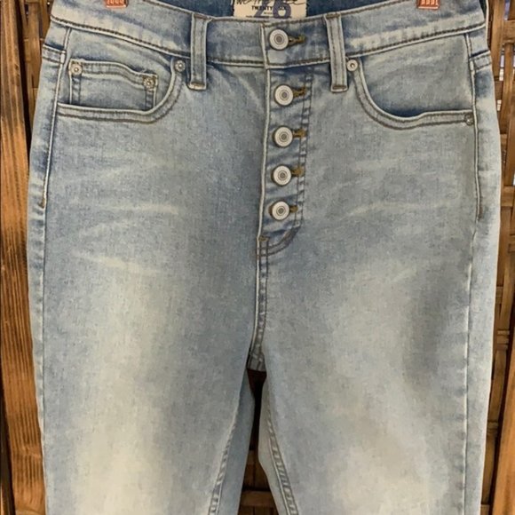 NWOT Free People High Rise Button Up Skinny Jeans - Picture 2 of 14